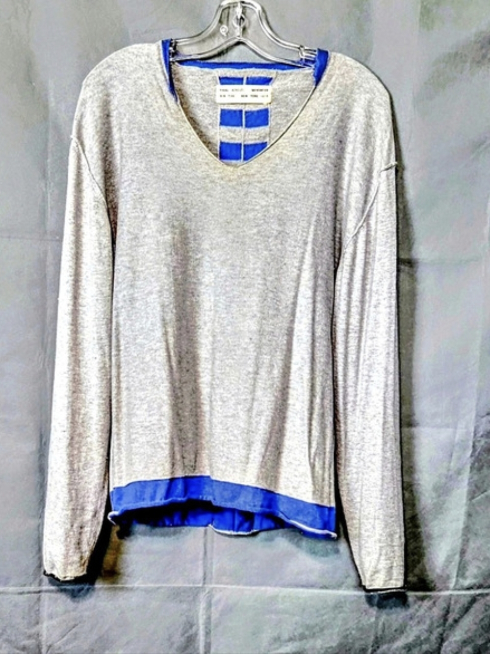 Vigal Azrouel Sleeve V-Neck Top in Gray & Blue